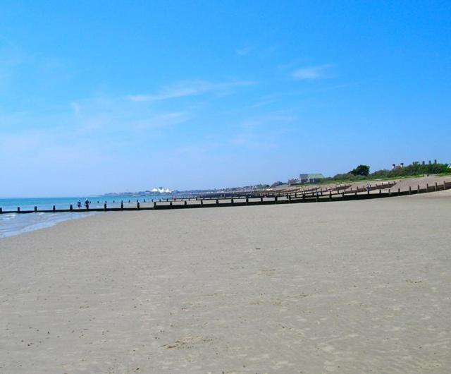Felpham Guest House - Self Catering 博格诺里吉斯 外观 照片