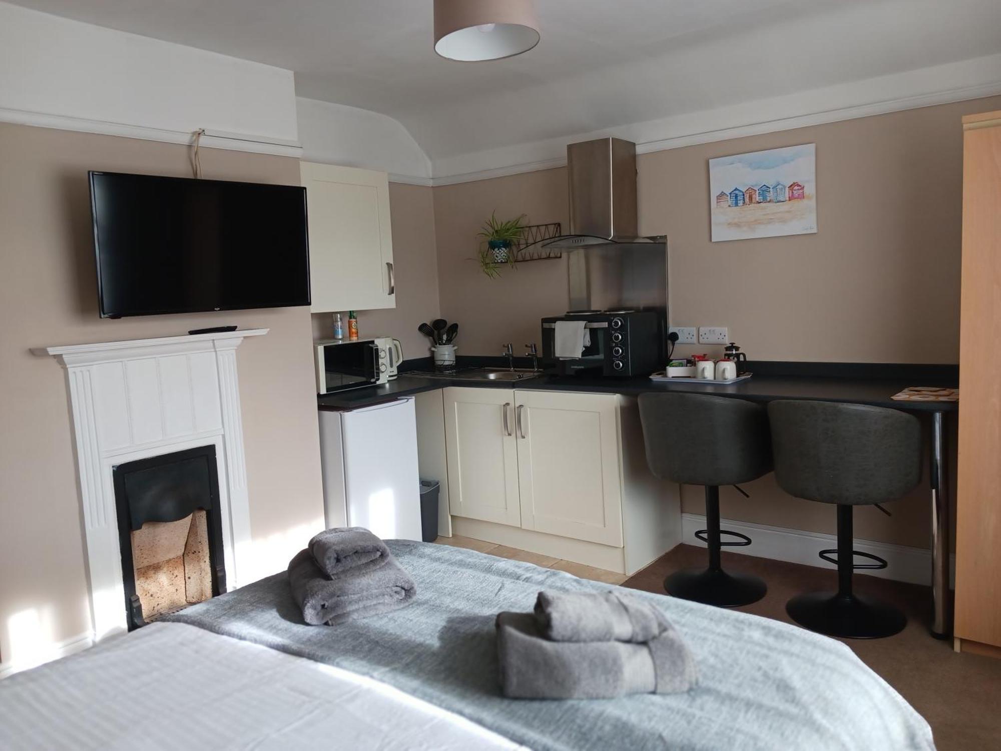 Felpham Guest House - Self Catering 博格诺里吉斯 外观 照片